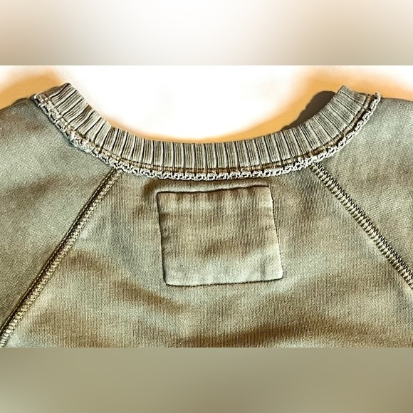 American Eagle Outfitters “Anything Is Possible” Women’s Sage Green Sweatshirt - Picture 14 of 16